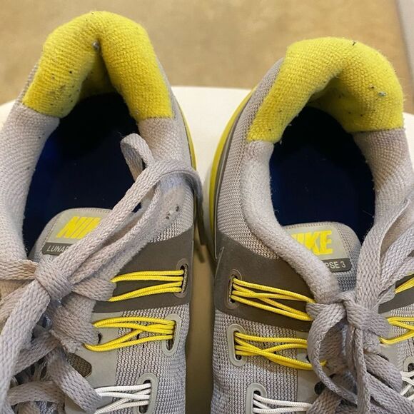 Womens Nike Lunareclipse 3 Running SZ 8.5 Grey Yellow White Sneakers Shoe - Picture 7 of 9